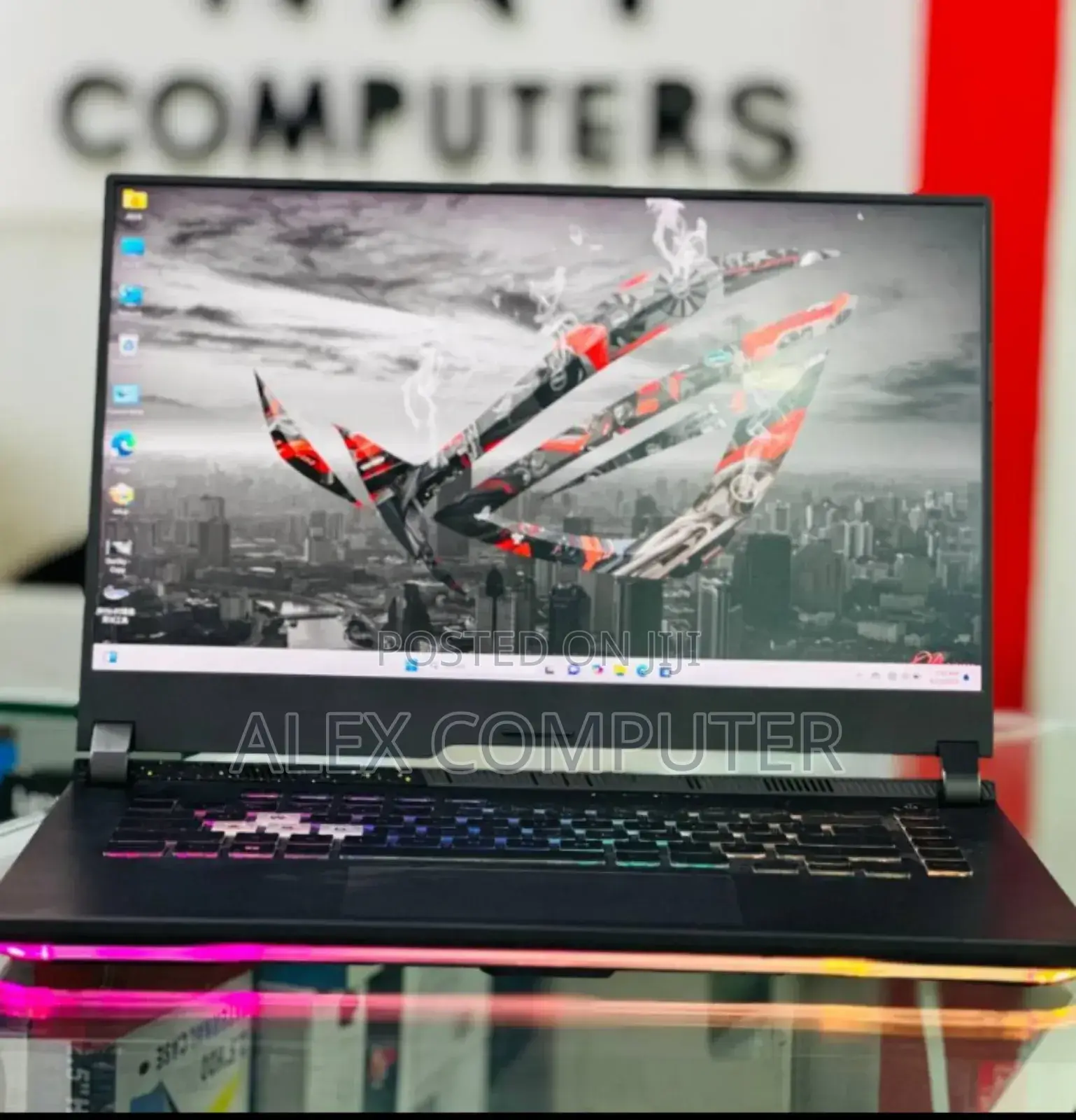 New Laptop Asus ROG Strix G15 16GB AMD Ryzen 9 SSD 512GB