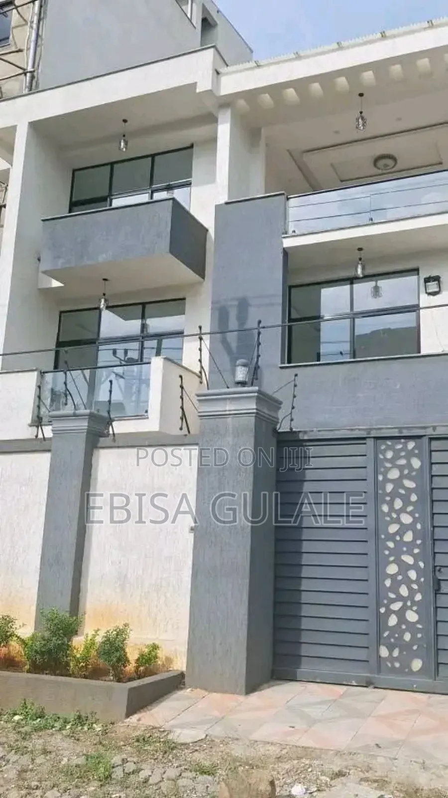 Furnished 5bdrm Farm House in Yeka for sale