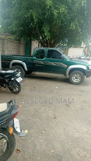 Toyota Hilux 2700i Raider 2004 Green