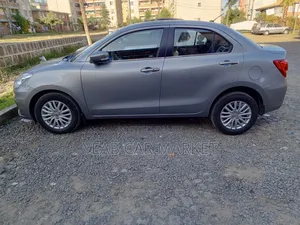 Suzuki Dzire 2022 Silver