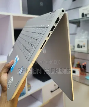 New Laptop HP Envy X360 8GB Intel Core I5 SSD 1T