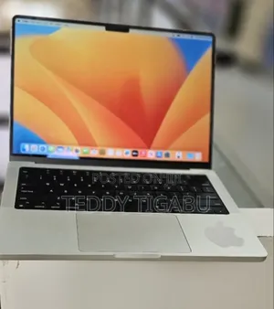 Photo - New Laptop Apple MacBook Pro 16GB Apple M1 SSD 512GB
