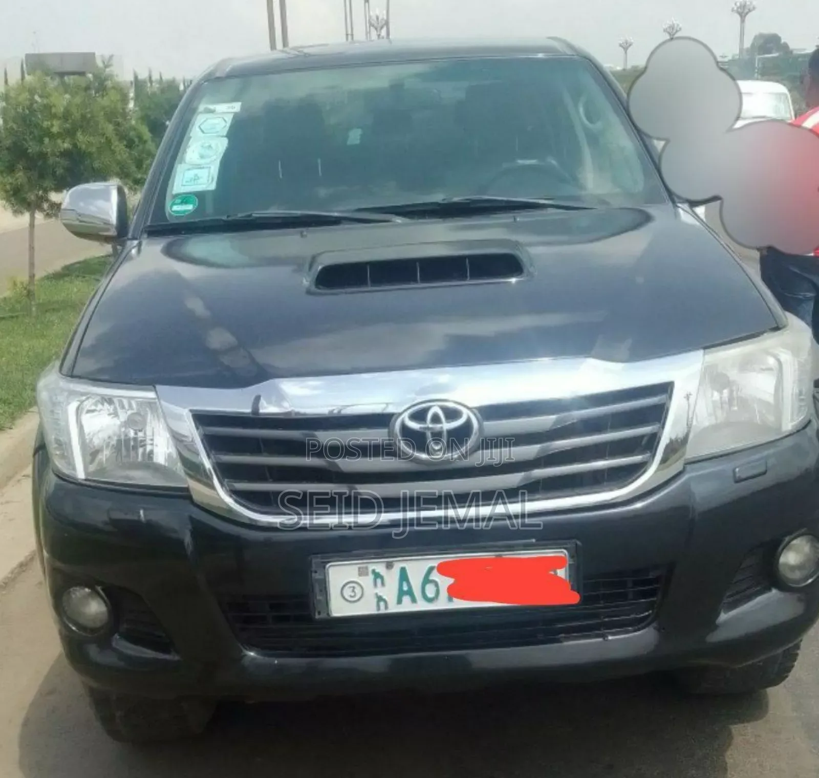 Toyota Hilux 2013 Black