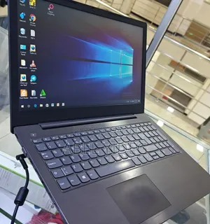 New Laptop Lenovo 4GB Intel Core I3 HDD 500GB