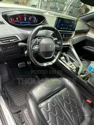 Peugeot 5008 2022 White