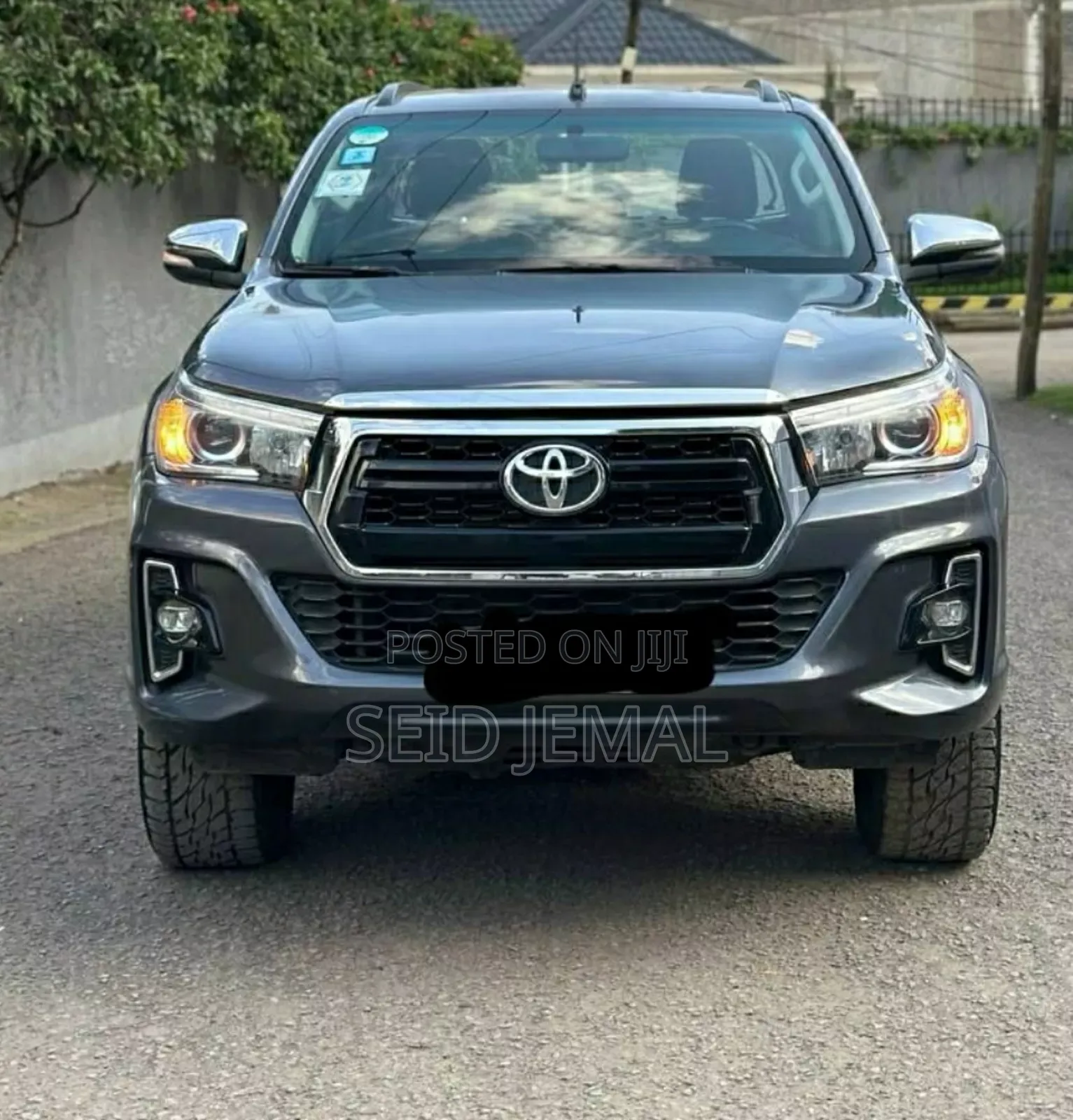 Toyota Hilux 2019 Gray