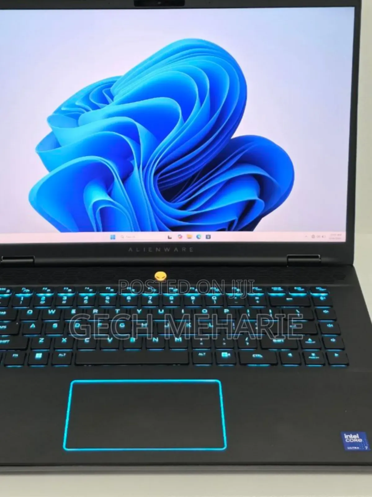 New Laptop Alienware Area-51m 16GB Intel Core Ultra 7 SSD 1T