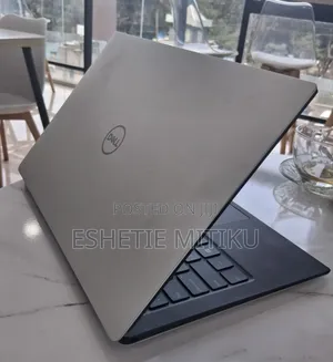 New Laptop Dell XPS 13 8GB Intel Core I5 SSD 512GB