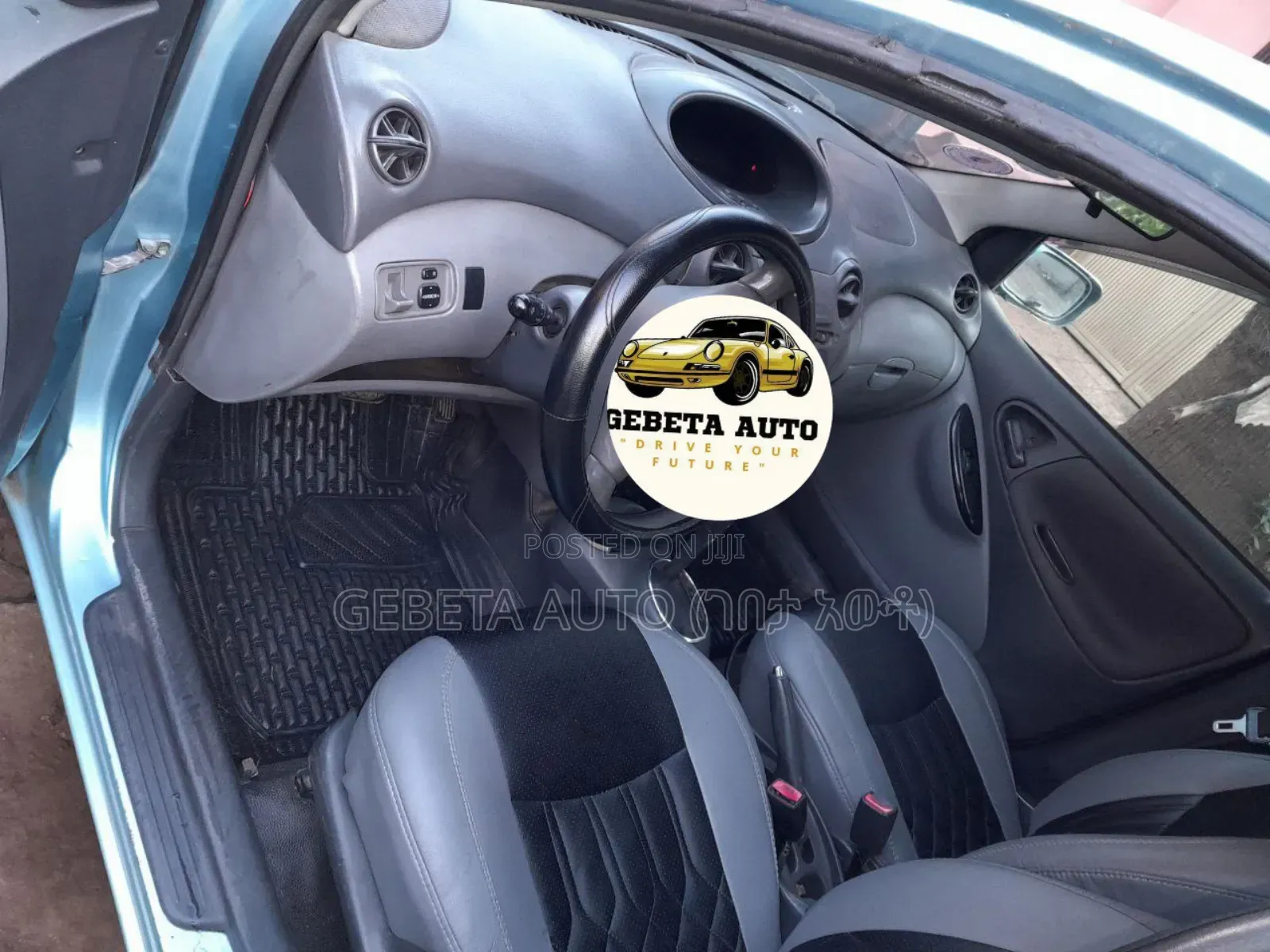 Toyota Vitz 2002 Blue