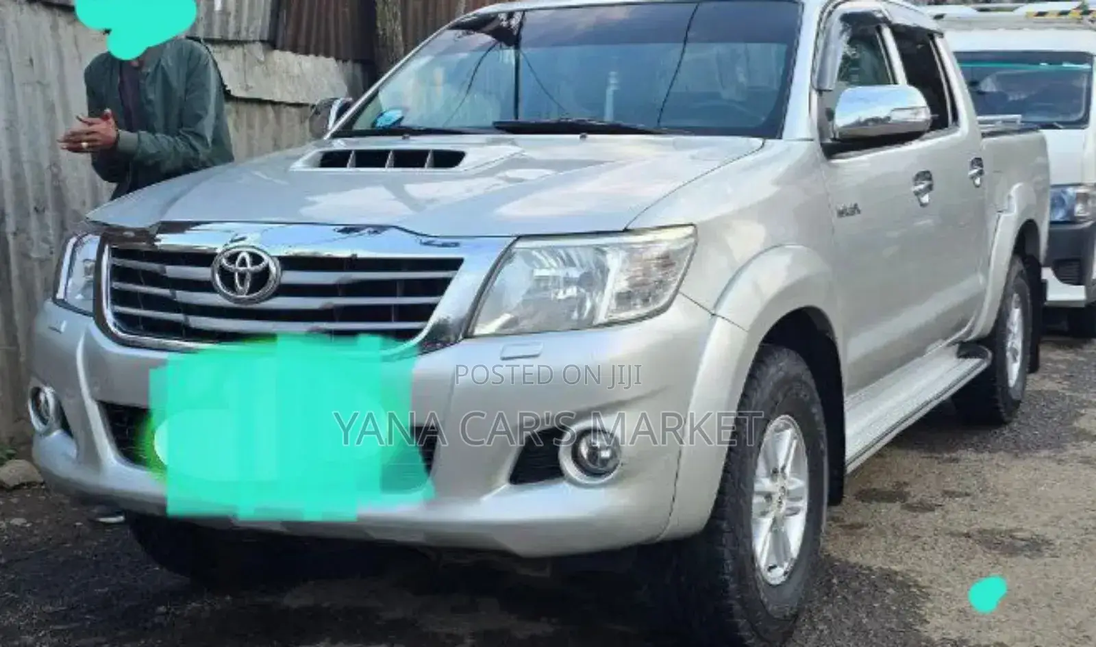 Toyota Hilux 2013 Silver