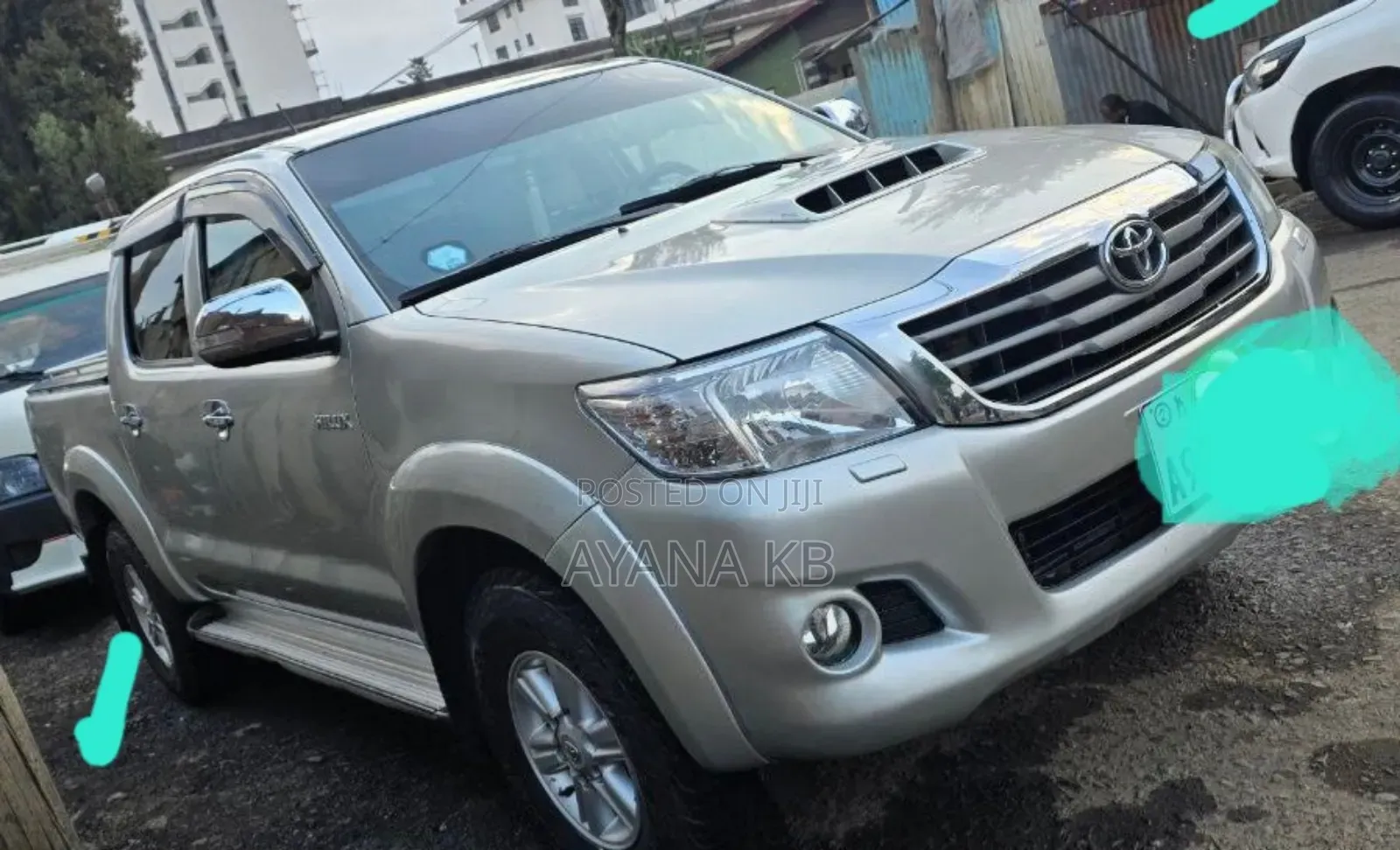 Toyota Hilux 2013 Silver