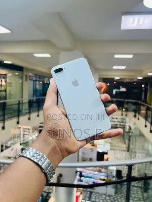 Photo - Apple iPhone 8 Plus 64 GB White