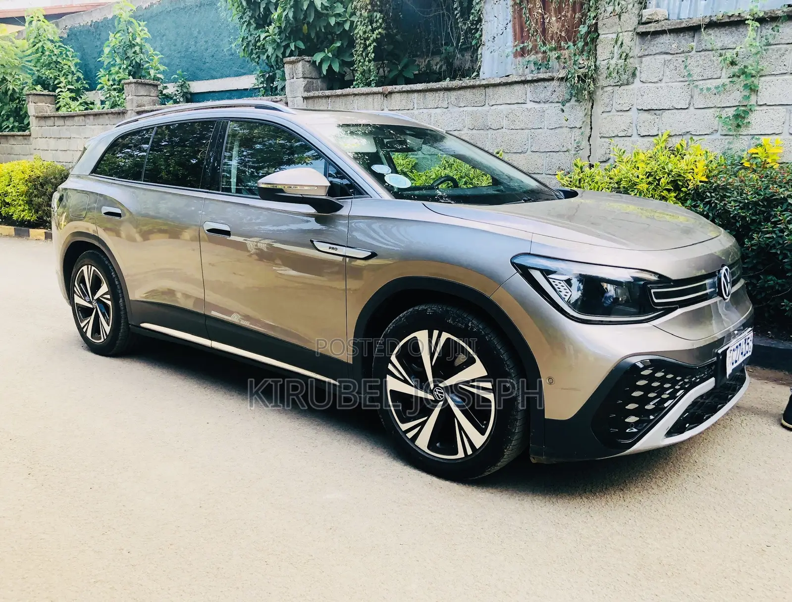 Volkswagen ID.6 2023 Gray