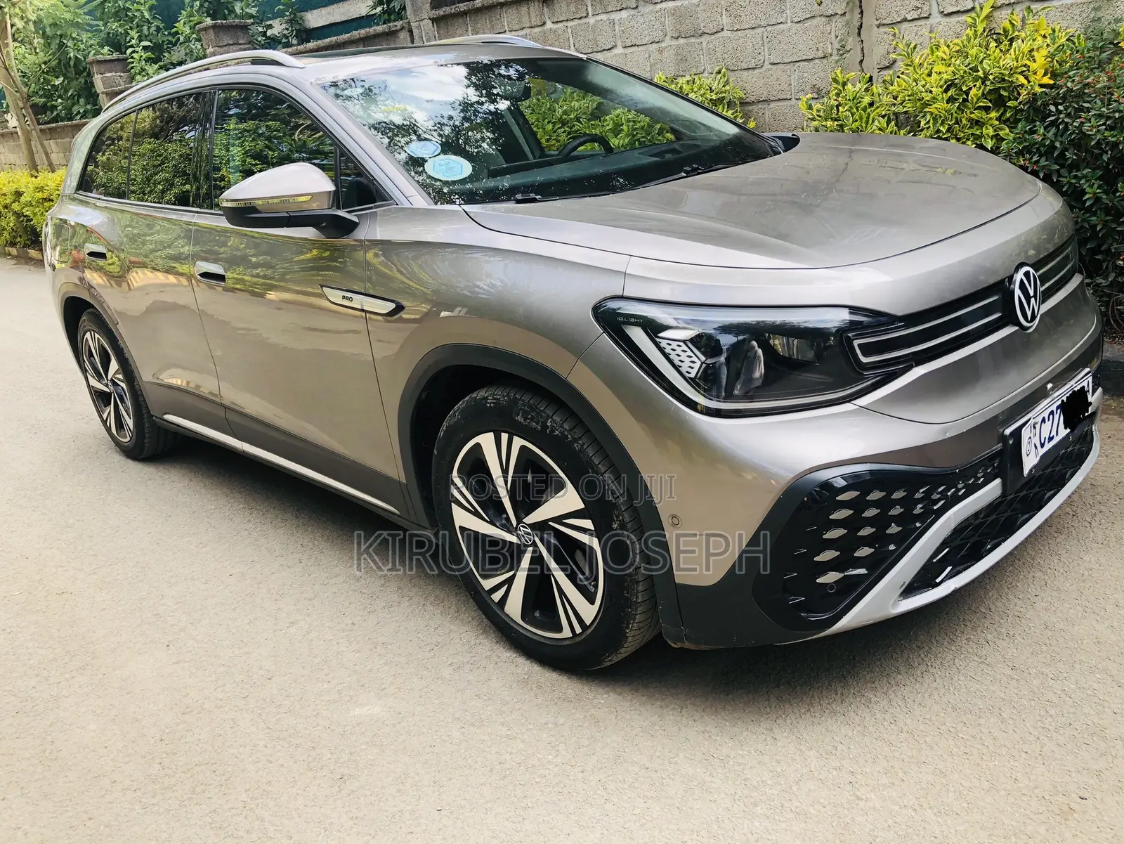 Volkswagen ID.6 2023 Gray