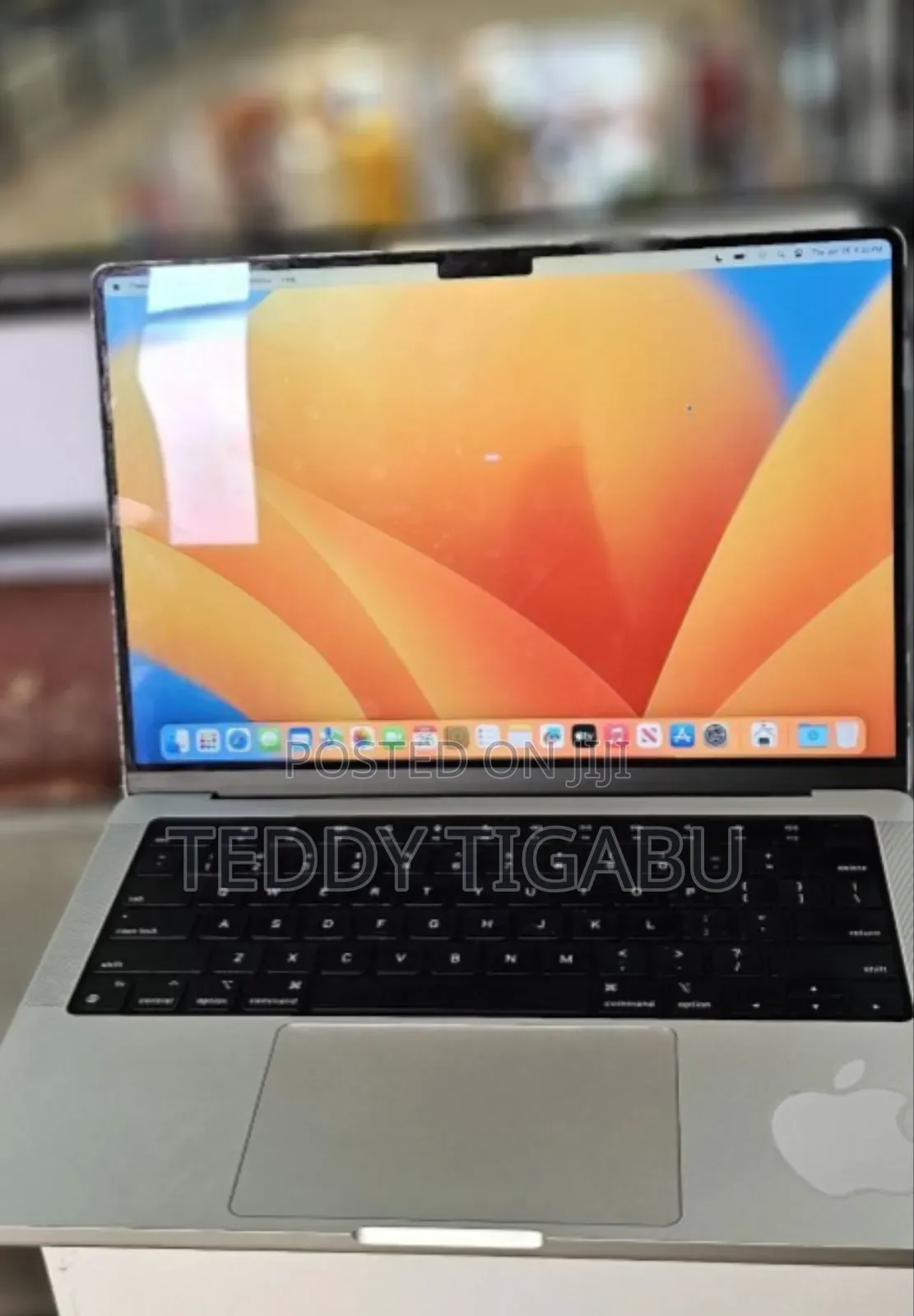 New Laptop Apple MacBook Pro 16GB Apple M1 SSD 512GB