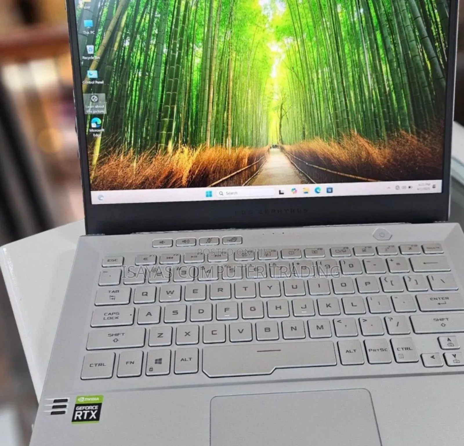 New Laptop Asus ROG Zephyrus G15 16GB AMD Ryzen 9 SSD 512GB