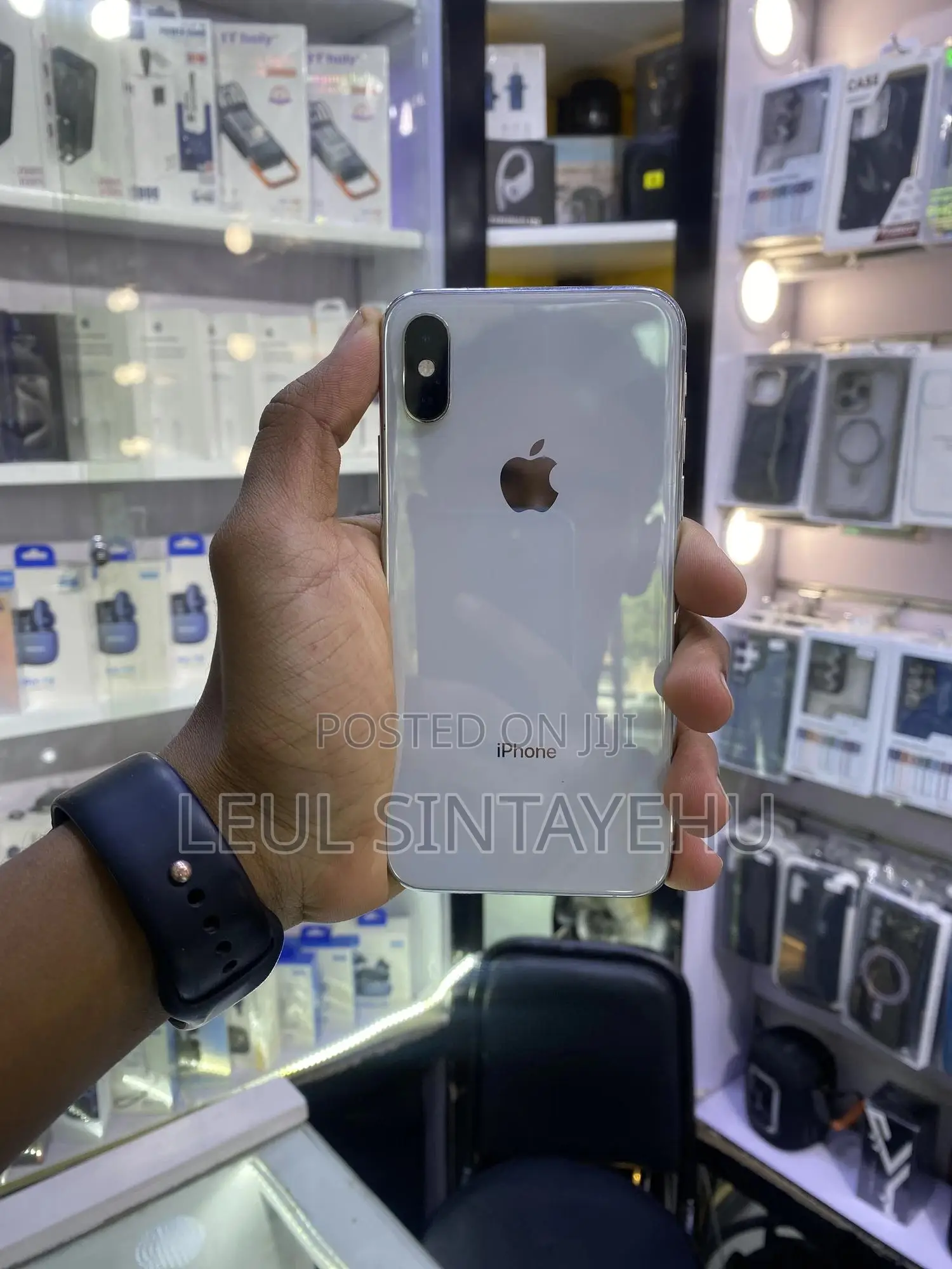 Apple iPhone XS 64 GB White