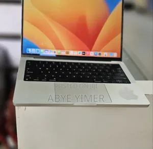 New Laptop Apple MacBook Pro M1 16GB Intel Core M SSD 512GB