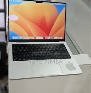 New Laptop Apple MacBook Pro M1 16GB Intel Core M SSD 512GB