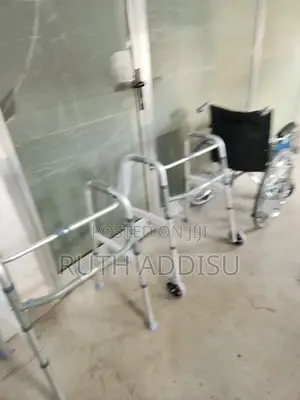 Photo - Walker上升walker書店walker沒錯walker片名walker瓶口walker鬥牛walker New