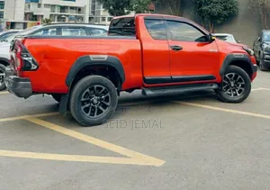 Toyota Hilux Revo Smart Cab Deisel 2.4 AWD 2021 Burgundy