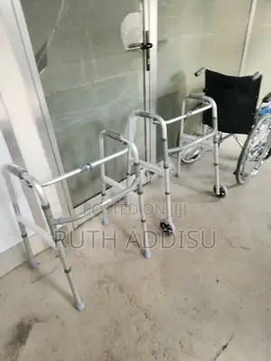 Photo - Walker起來walker牌樓medical Walker藥房walker由中manu Walker銳減walker