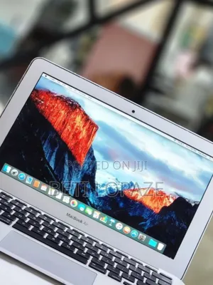 Photo - Laptop Apple MacBook Air 4GB Intel Core I5 SSD 128GB