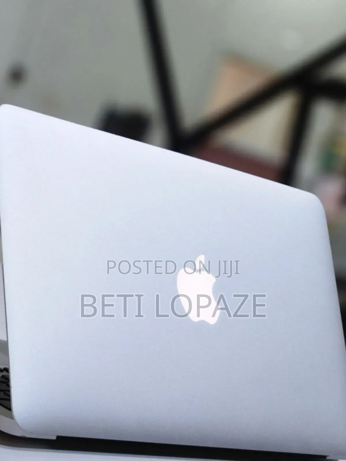 Laptop Apple MacBook Air 4GB Intel Core I5 SSD 128GB