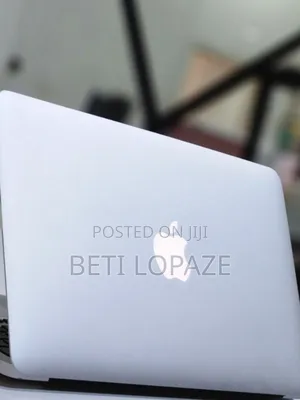 Laptop Apple MacBook Air 4GB Intel Core I5 SSD 128GB