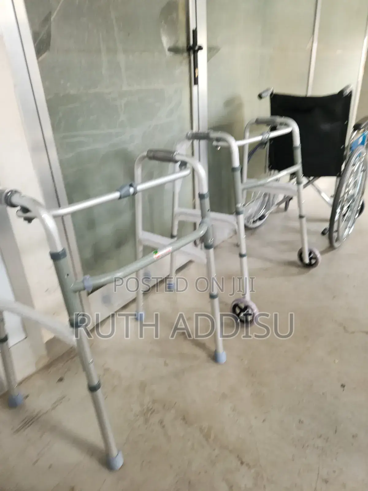 Walker走向walker和諧walker前面medical Walker記得medical Walker