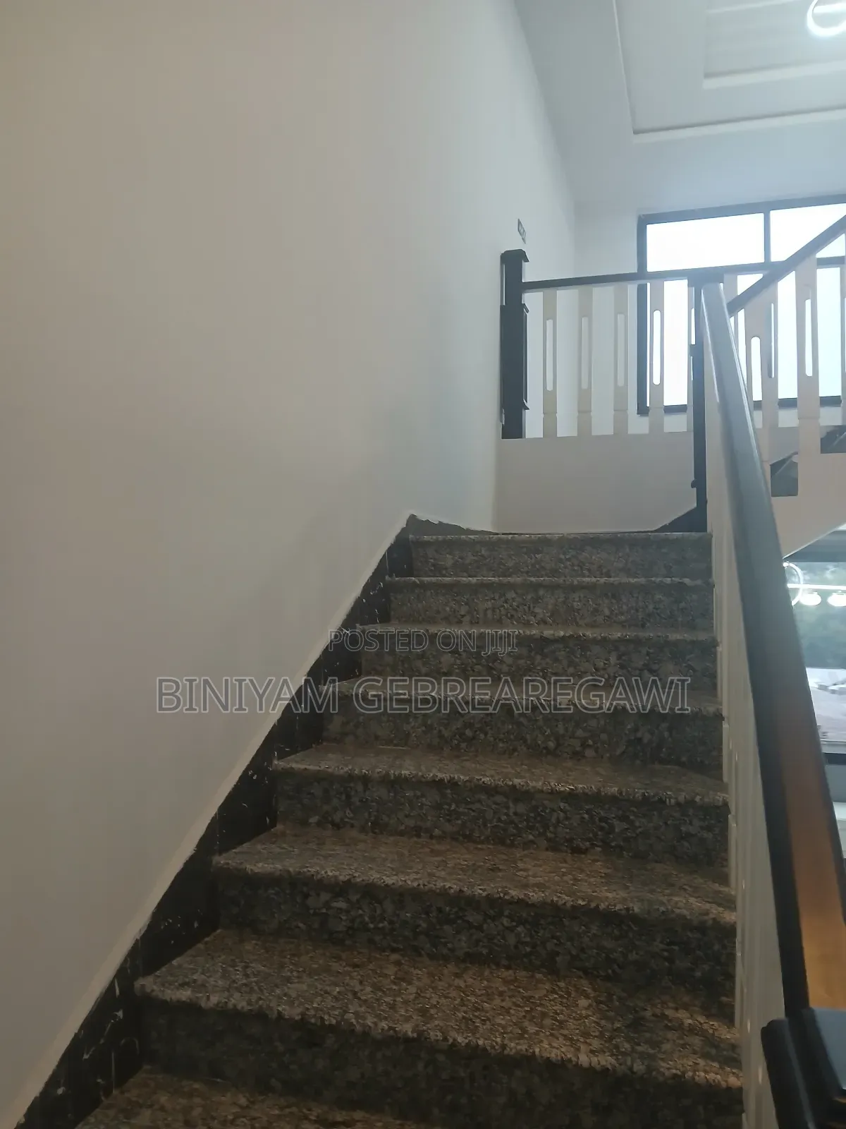 3bdrm Apartment in Apartment, Yeka for rent