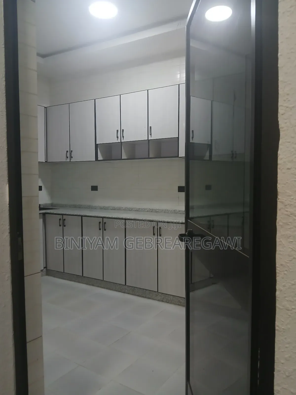 3bdrm Apartment in Apartment, Yeka for rent
