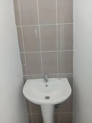 Furnished 2bdrm Apartment in Apartment, Yeka for rent