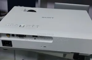 Photo - High Quality Sony Dx 102 Projector Brand New Sony Proj