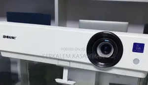 High Quality Sony Dx 102 Projector Brand New Sony Proj