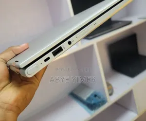 New Laptop HP Envy X360 8GB Intel Core I5 HDD 1T