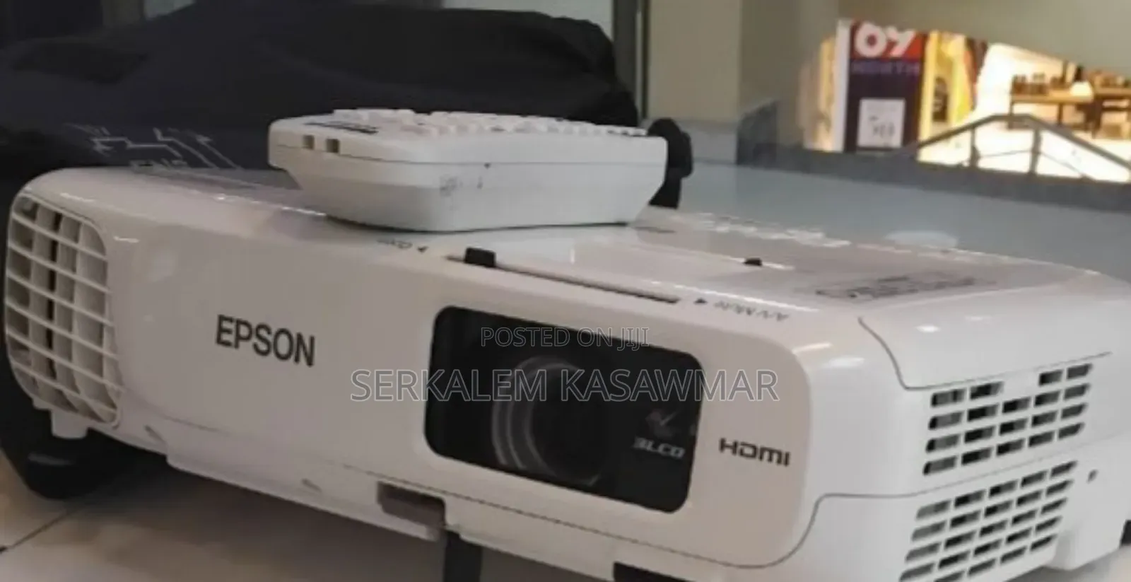 Brand New Epson Projector With Bag, Remote Mo
