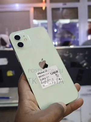 Photo - Apple iPhone 12 128 GB