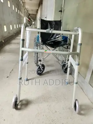 Photo - Walker前天walker川貝walker句法walker鬥法stainless Walker巢穴walker New