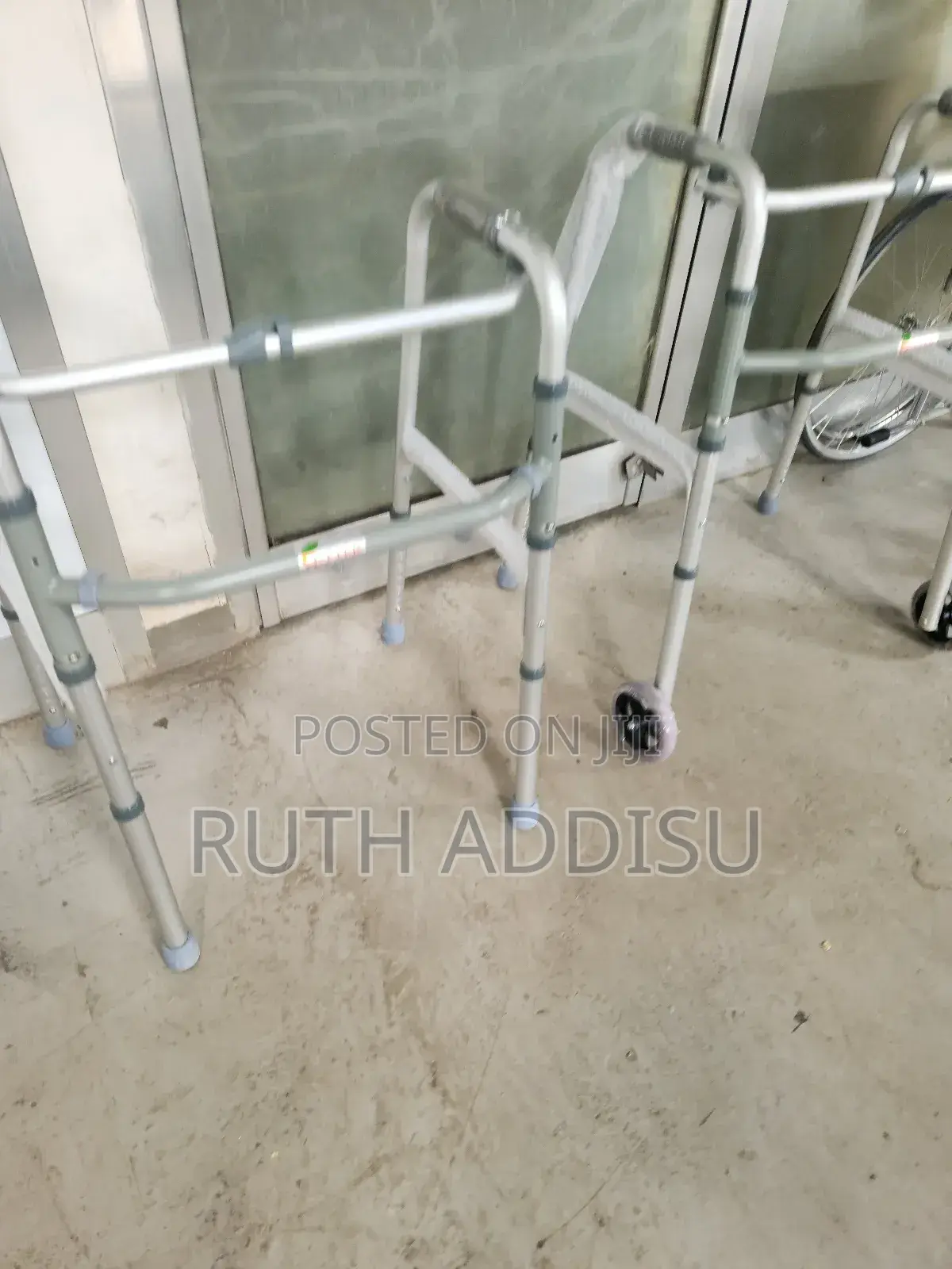 Walker半個walker瓶裝walker由人walker娽你walker姦淫walking Aid Medical