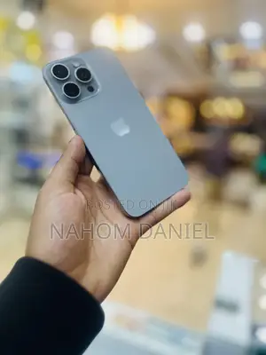 Apple iPhone 15 Pro Max 256 GB Silver