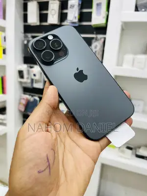 New Apple iPhone 15 Pro 256 GB Black