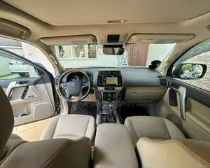 Toyota Land Cruiser Prado 2021 Pearl