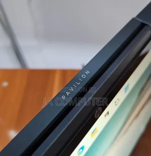 New Laptop HP Pavilion 15 8GB Intel Core I3 SSD 256GB