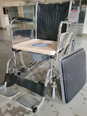 Toilet Wheelchairه零wilcherى了standard Wheelchair - 46 Cm Seat