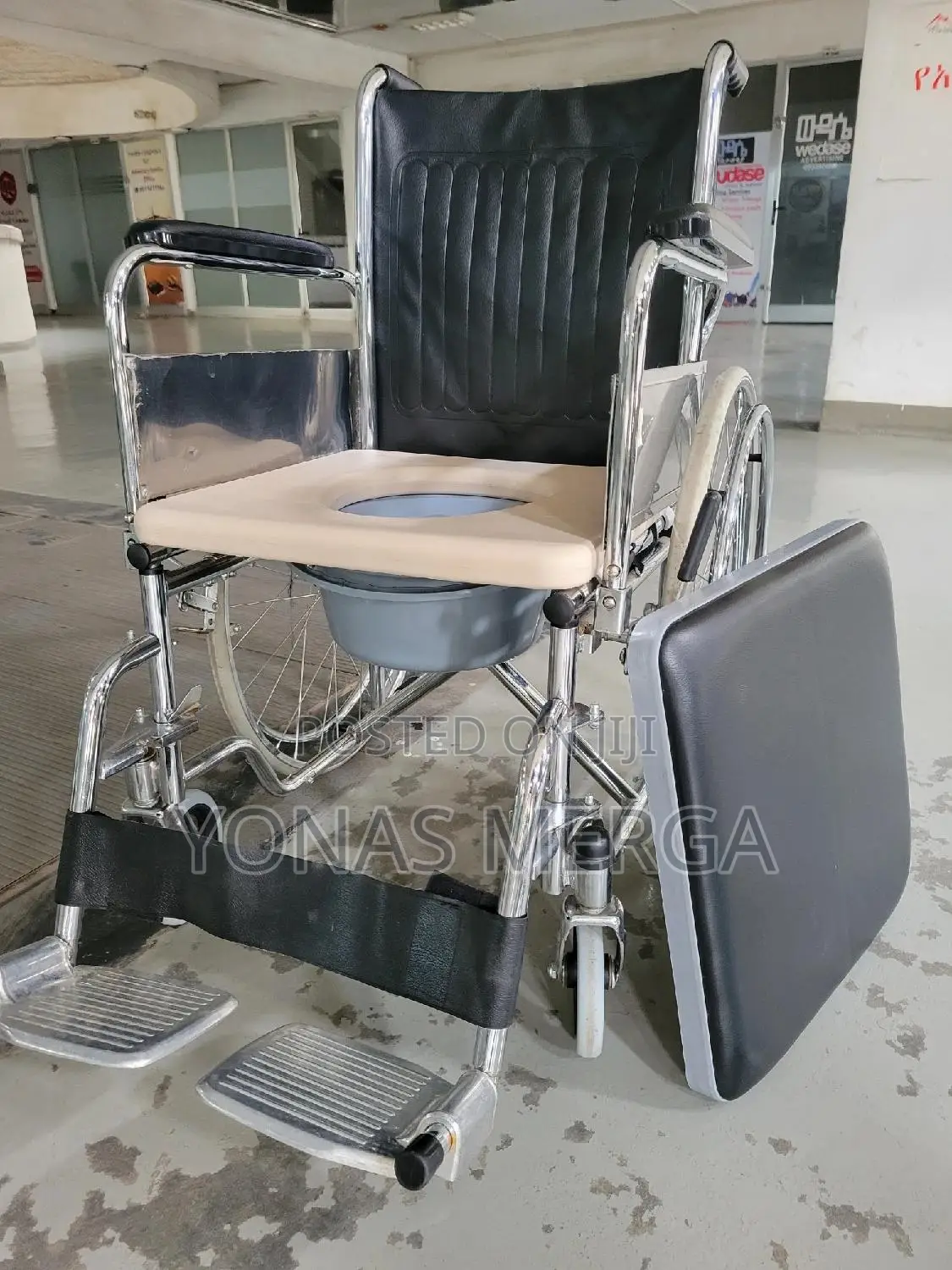 Toilet Wheelchair发wheelchair0removable Bucket for Toilet Use