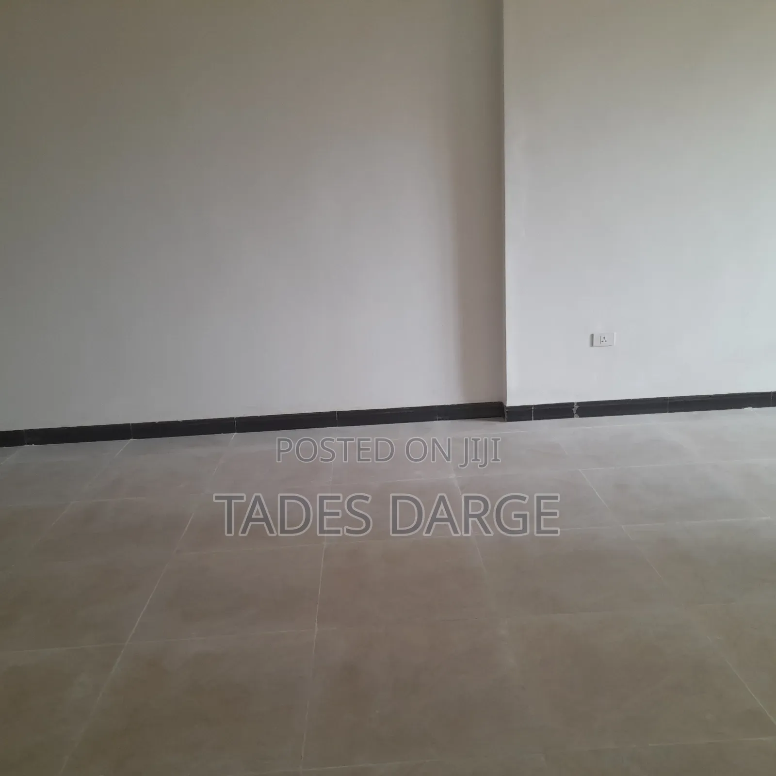 3bdrm Apartment in Tade Properties, Yeka for sale
