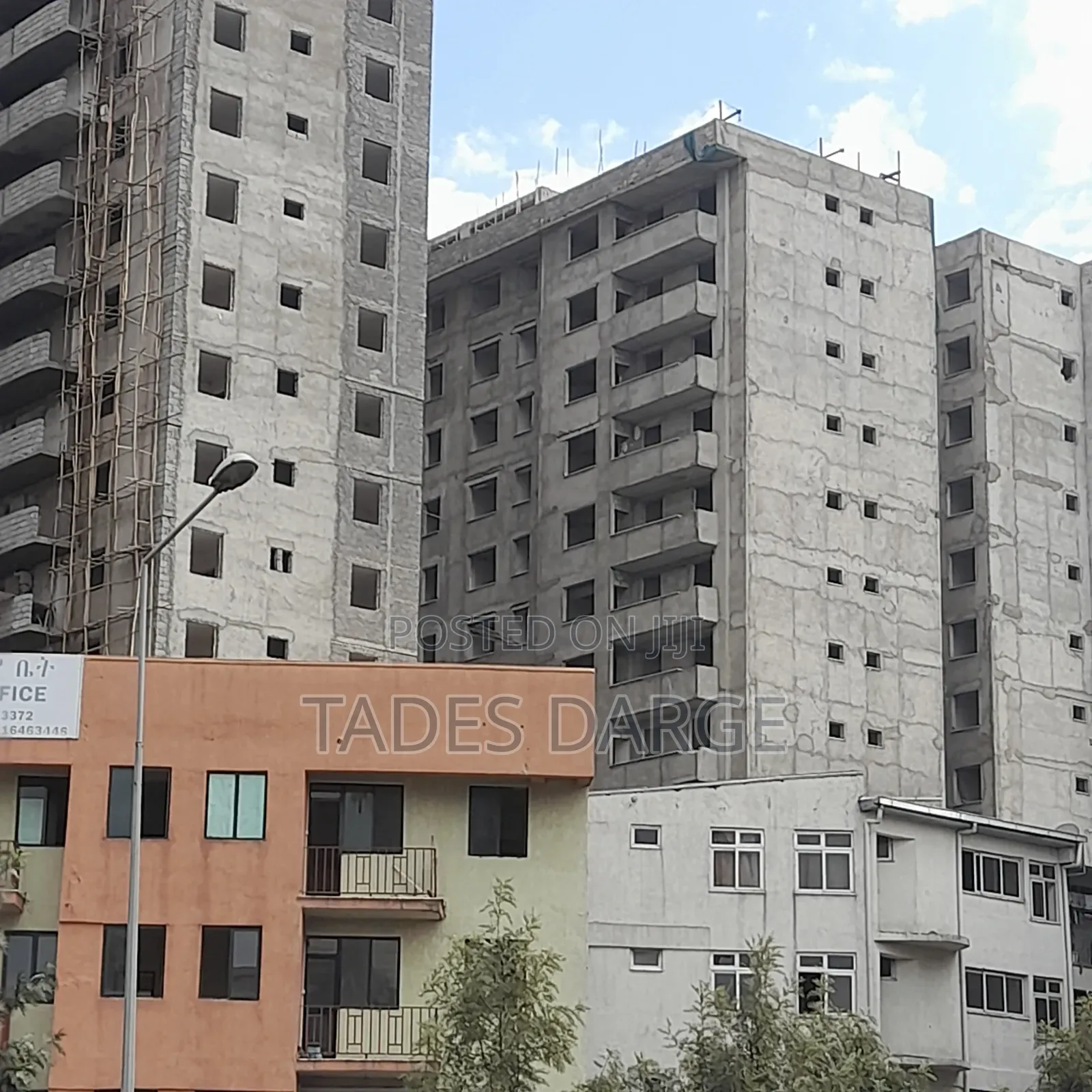 3bdrm Apartment in Tade Properties, Yeka for sale