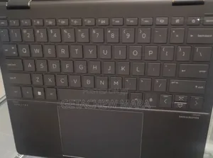 Photo - New Laptop HP Spectre 16GB Intel Core I7 SSD 1T