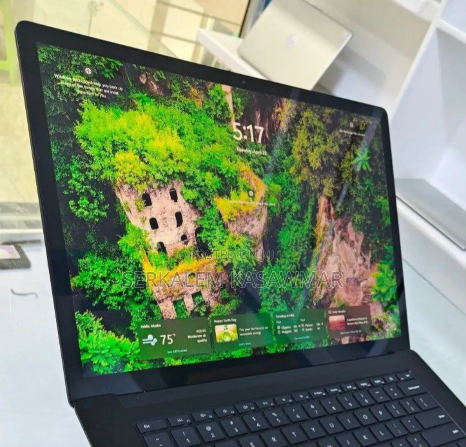 New Laptop Microsoft Surface 3 8GB AMD Ryzen 5 SSD 256GB